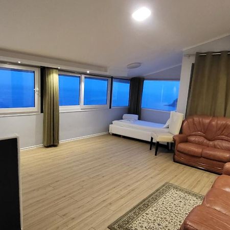 Jon Rooms Хімара Екстер'єр фото